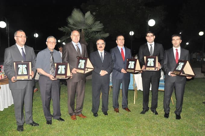 Vali Coş engelli vatandaşlarla iftar açtı