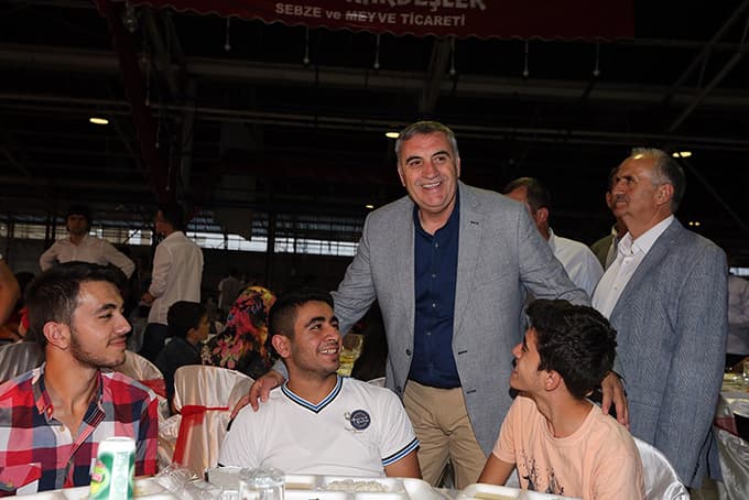 Huzur sofraları Kaynarca'da kuruldu