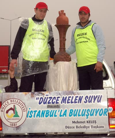Melen Suyu, Testilerle İstanbul Yolunda