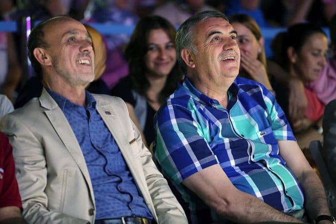 Mustafa Ceceli, Sakaryalı sevenleriyle buluştu