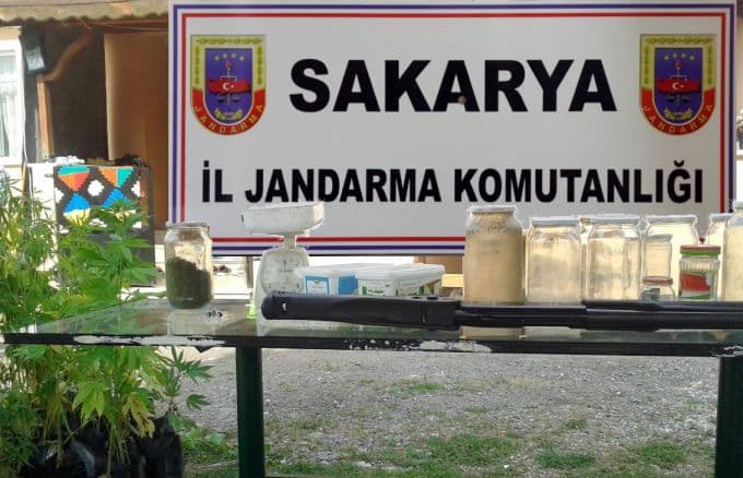 Jandarmadan uyuşturucu operasyonu