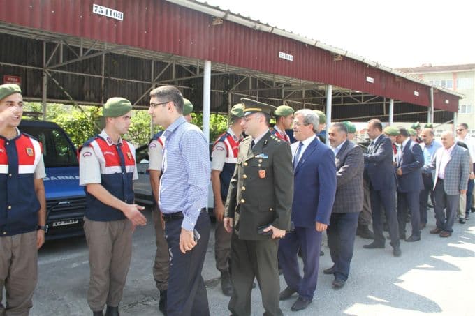 Akyazı'da coşkulu bayramlaşma