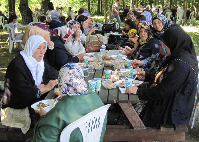 6000 nüfusluk Çavuşoğlu ve Coşkun sülalesi buluştu