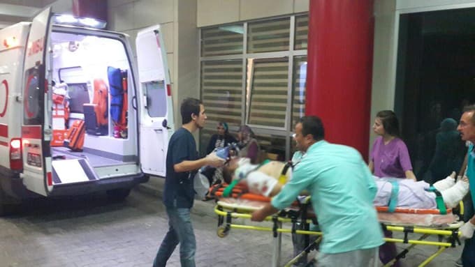 Karasu'da otomobil elektrik direğine çarptı: 1 ölü 