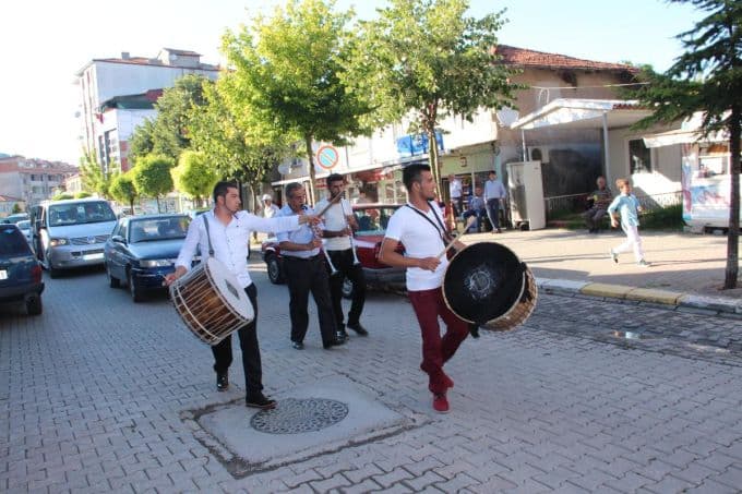 Faytonu gelin arabası yaptılar