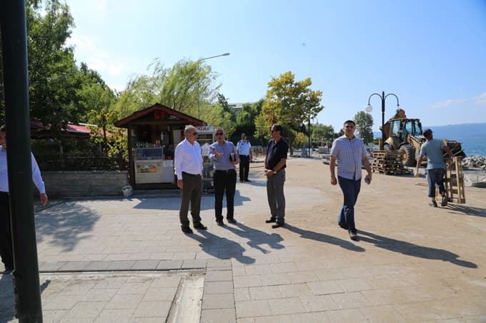 Sakarya'da iki otomobil çarpıştı: 7 yaralı 
