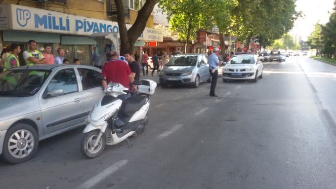 Atatürk Bulvarı'nda kaza: 1 yaralı!