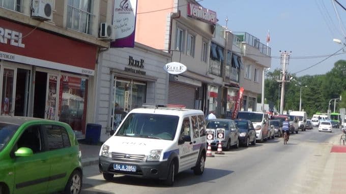 Şüpheli çanta polis ekiplerini harekete geçirdi