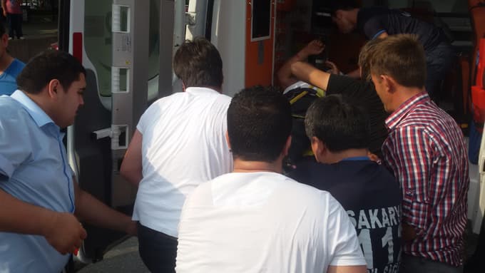 Belediye otobüsü yayaya çarptı: 1 yaralı