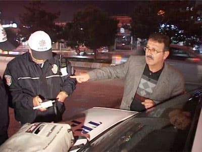 Alkollü Sürücü Polise Zor Anlar Yaşattı