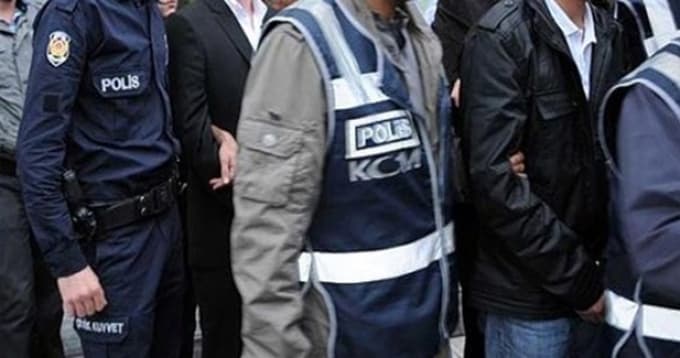 Uyuşturucu satıcılarına operasyon: 8 tutuklama