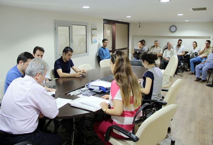 İki katlı otoparkın ihalesi yapıldı