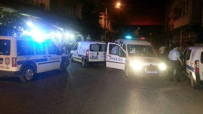 Akyazı'da silahlı kavga