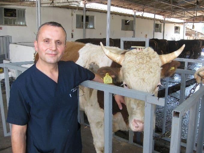 Başkan Yıldız'dan kurbanlık hayvan sahiplerine uyarı