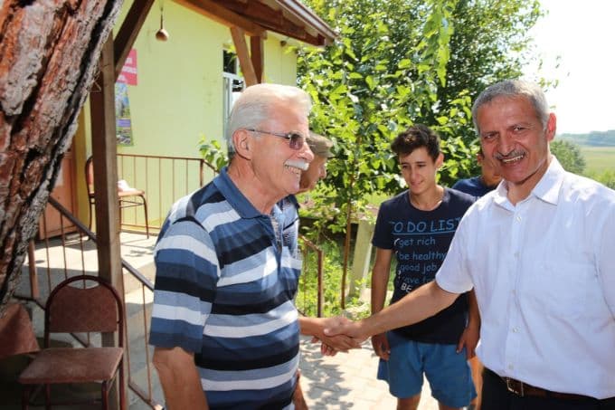 10 günde beş mahalleye, 14 km'lik asfalt atıldı