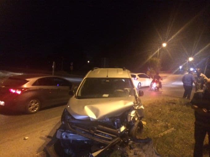 Belediye başkan yardımcısının kızı, trafik kazası yaptı