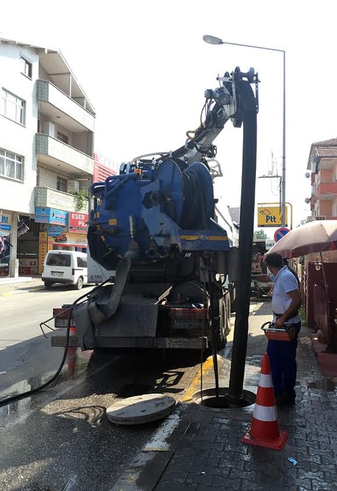 SASKİ kanalizasyon hattında temizlik çalışması başladı