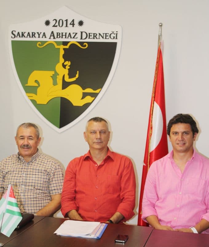 Sakarya Abhaz Derneği'nden milli karatecilere büyük jest
