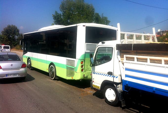 Çevre Yolu'nda zincirleme kaza: 1 yaralı