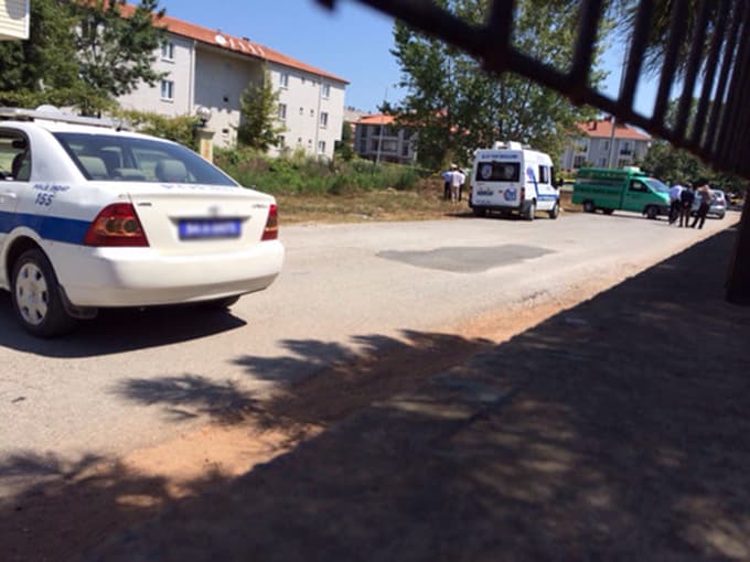 Adliyeden kaçan hırsız polis tarafından vurularak öldürüldü