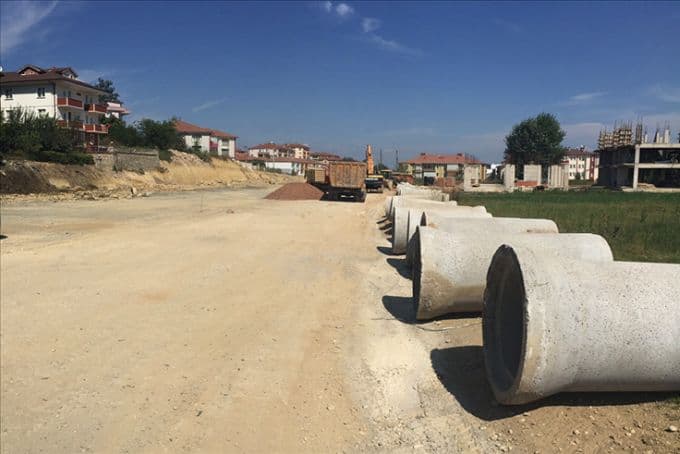 7. Cadde'ye 3 bin metrelik yağmursuyu hattı