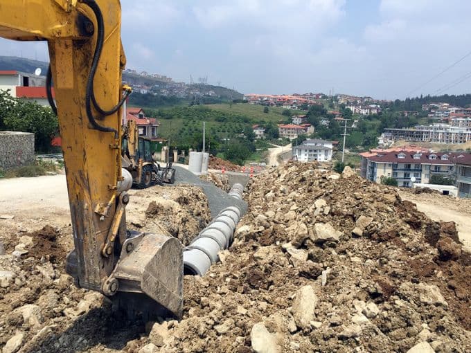 7. Cadde'ye 3 bin metrelik yağmursuyu hattı