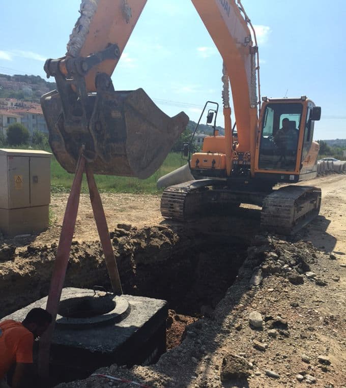 7. Cadde'ye 3 bin metrelik yağmursuyu hattı