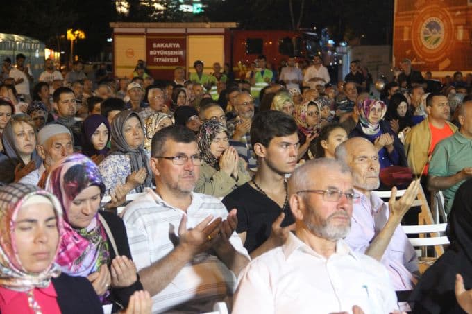17 Ağustos'un yıldönümünde gözyaşları sel oldu