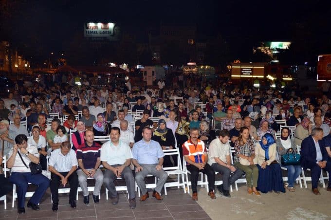 17 Ağustos'un yıldönümünde gözyaşları sel oldu