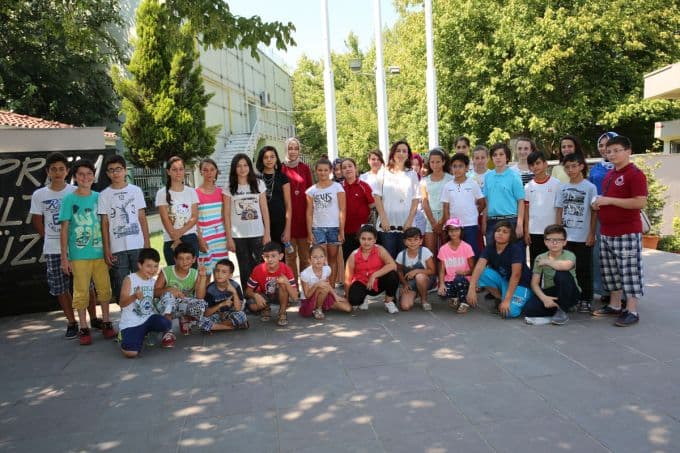 Bilgievi öğrencileri deprem müzesini gezdi