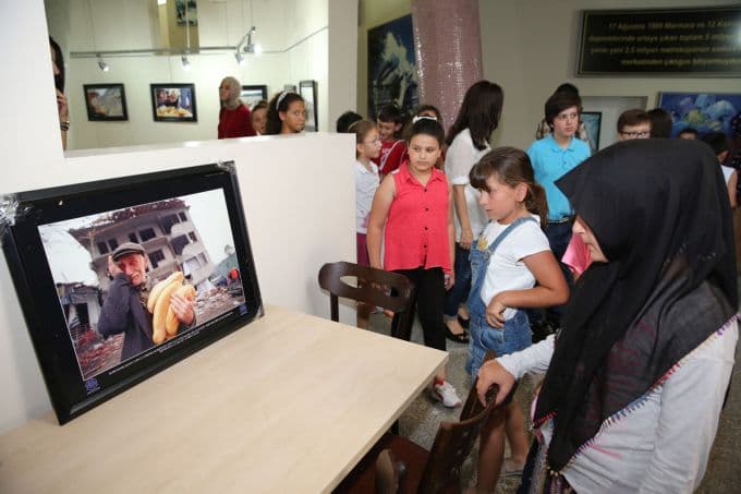 Bilgievi öğrencileri deprem müzesini gezdi