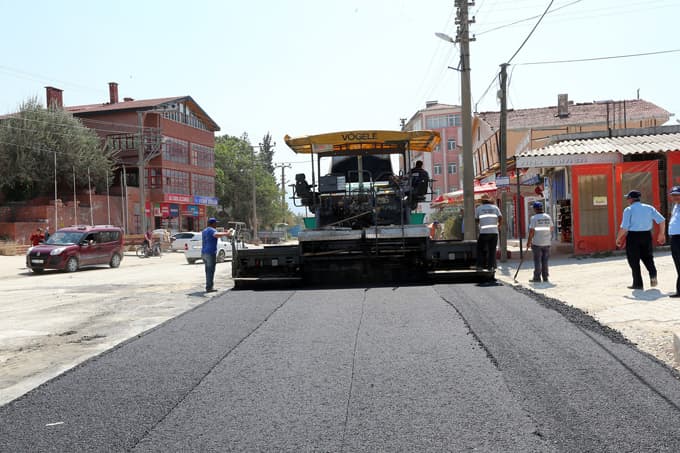 Büyükşehir'den Güneye asfalt atağı