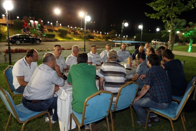 Başkan Toçoğlu, Sakaryasporlu futbolcularla yemekte buluştu