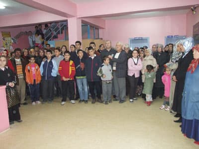 Veliler Öğretmenlerine Sahip Çıktı