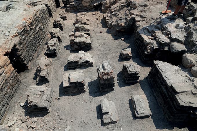 Tarihi hamam gün ışığına çıkarılıyor