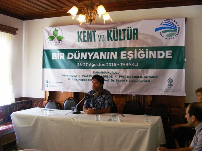 "Kent ve Kültür" sempozyumu Taraklı'da gerçekleştirildi