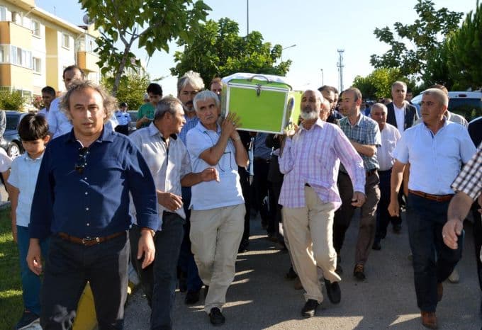 Bakan Bilgin, amcasının cenazesine katıldı