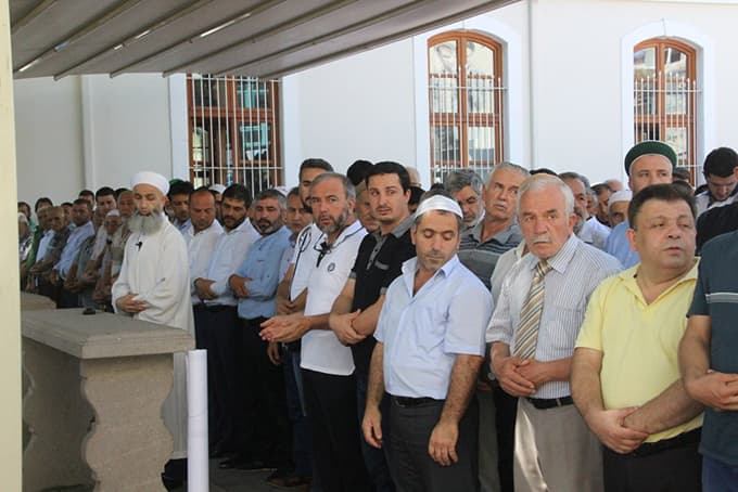 STK'lar şehitler için gıyabi cenaze namazı kıldı