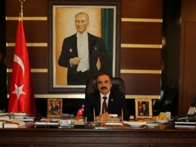 Vali Coş'tan 30 Ağustos mesajı