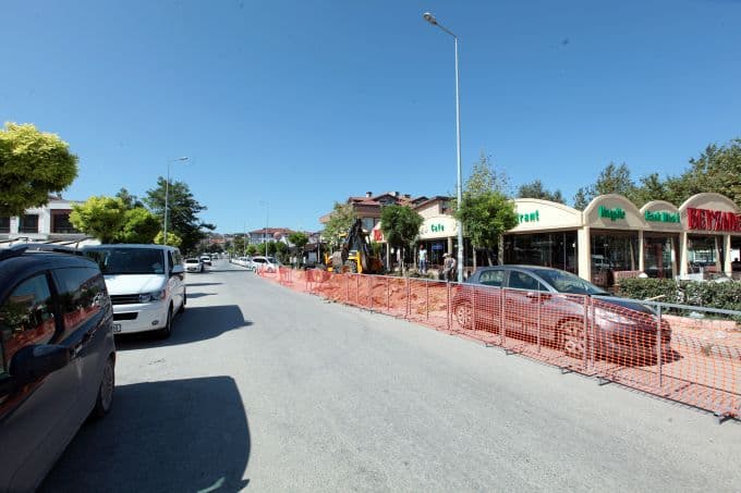 Serdivan Kafeler Caddesi yenileniyor