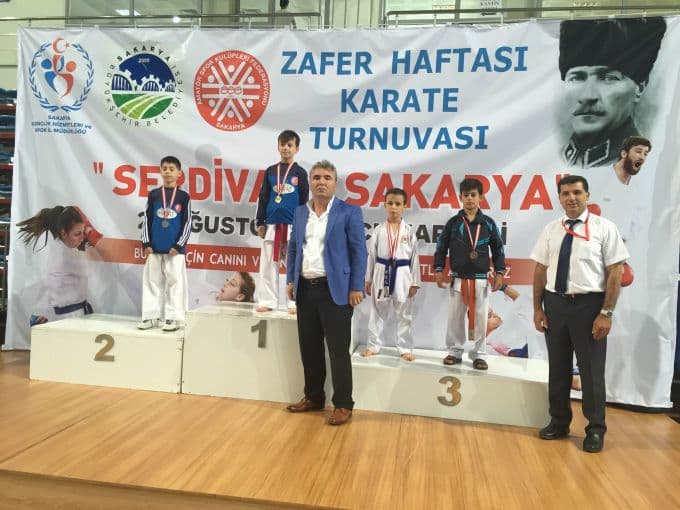 Zafer Kupası'nda kazananlar belli oldu