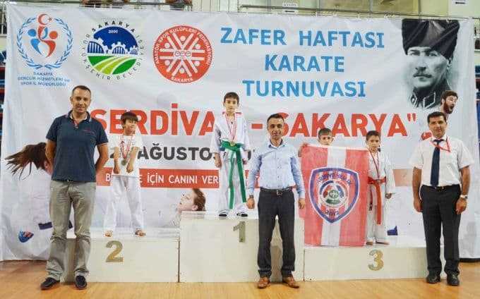 Zafer Kupası'nda kazananlar belli oldu