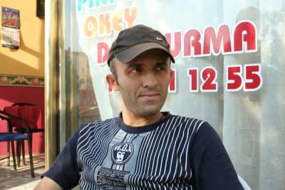 Çağlar, Tüm Sevenlerini Yasa Boğdu