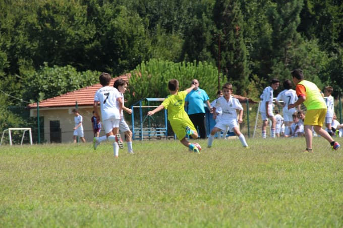Yaz spor okullarına katılan sporculara belgeleri verildi
