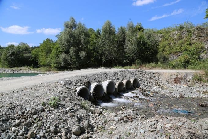 Akçay Deresi üzerine yaya ve araç geçidi yapıldı