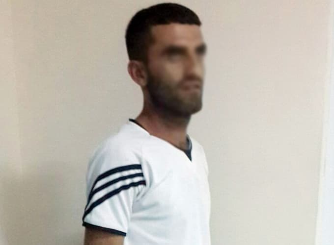 Kapıların kilitlerini kıran 4 hırsız yakalandı!
