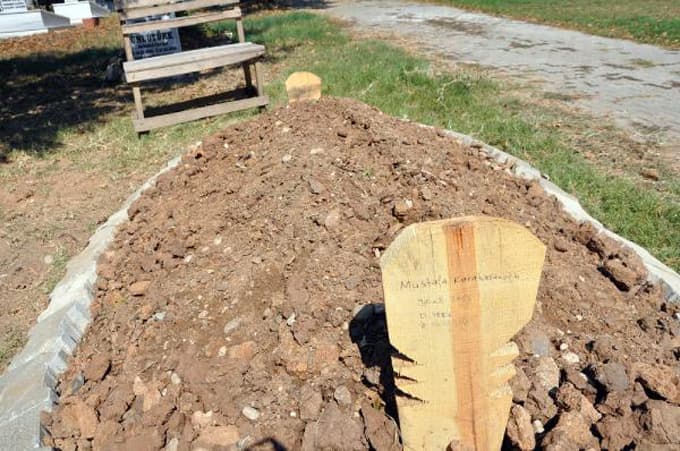 Zehirlenme şüphesiyle tedavi gördü, kalp krizinden öldü