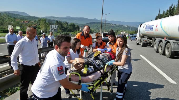 TEM otoyolunda otomobilin çarptığı kadın öldü