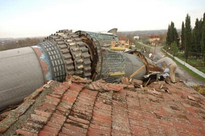Şiddetli Lodos, Cami Minaresini Yıktı