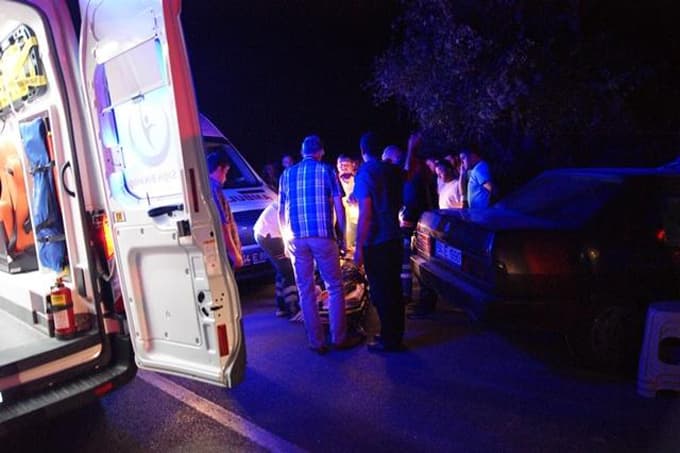 Hendek'te trafik kazası: 2 yaralı